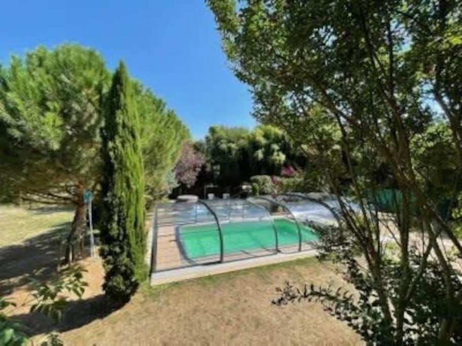 Le Clos Du Tilleul Fabuleuse Propriete 15 A 30 Pers Piscine Au Coeur D'Un Charmant Village Thilouze Екстериор снимка